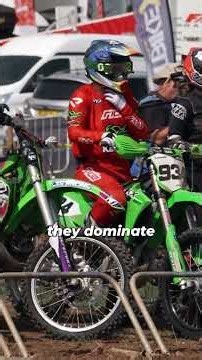 2 Stroke vs 4 Stroke Motorcycles – Which One Is REALLY Better 🏍️