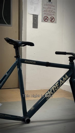 Building a Fixed Gear Bike in Under 5 Hours