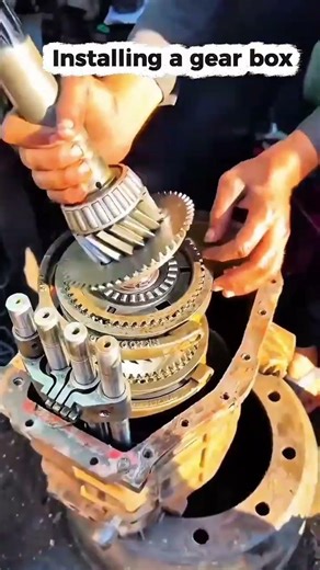 Installing a Gear Box 😊#GearBoxInstallation #MechanicalRepair #DIYMechanics #MachineMaintenance