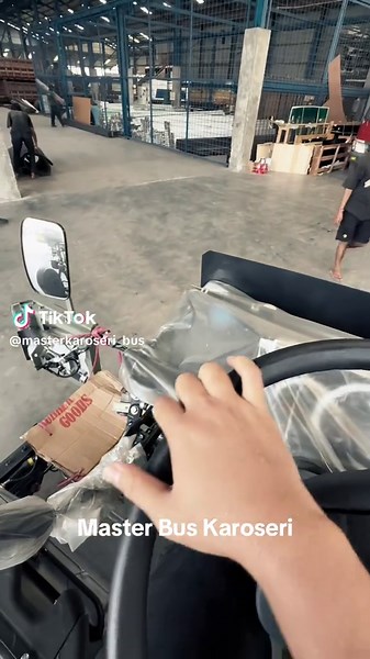 Master Bus Karoseri: Innovative Bus Building Techniques