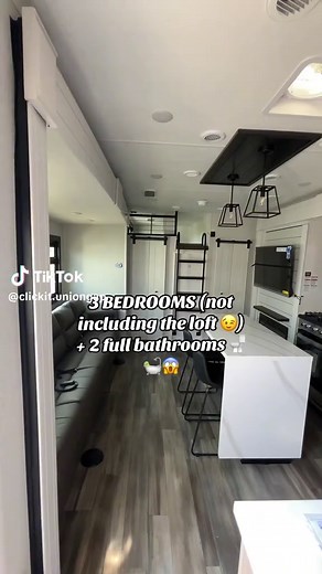 3-Bedroom Fifth Wheel with Loft — RV Living Must-See