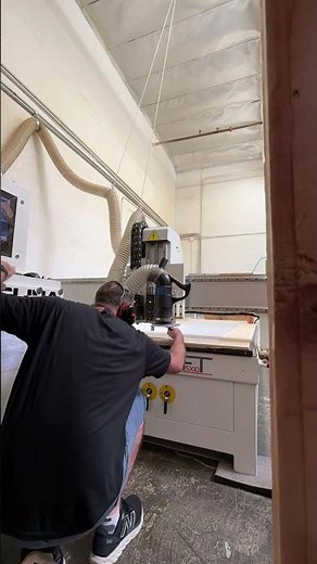 Setting Up a Laguna Swift 5x10 CNC for Routing 3MM Sintra Circles