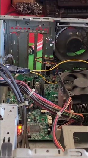 Computer Turns On But No Display & No Signal In Monitor | CPU Fan Spinning But No Display