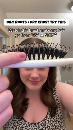This brush is why my hair looks smoother without extra styling. It detangles without ripping, calms frizz, and actually makes my hair feel softer after brushing. I use it on dry hair, post-shower, and even when my hair is being dramatic. Simple, gentle, and it just works. #hairbrush #haircarefinds #smoothhair #frizzcontrol #everydayhair