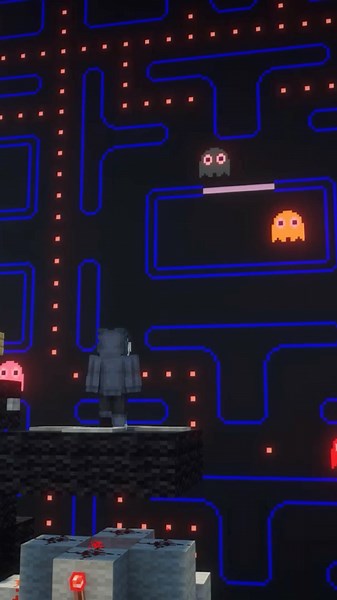 Pac-Man with Redstone!🤯🎮 #minecraft #redstone #minecraftredstone #minecraftbuild #minecraftgerman