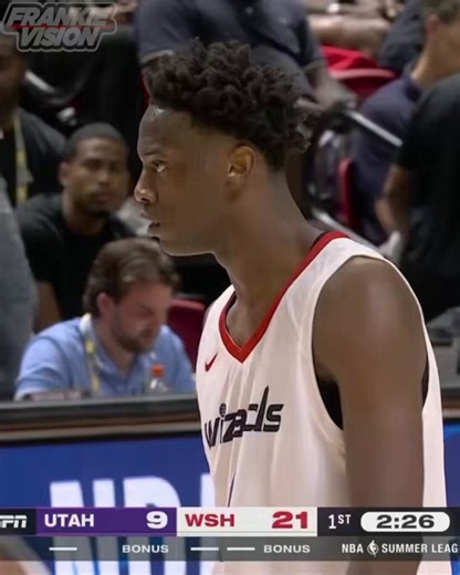 this the worst no accessories i ever seen. he either need baggy shorts or some drip man this is bad