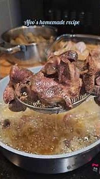 How To Fry Turkey And Wele/Turkey Gizzard #ghanafood #turkey #wele #turkeygizzard #viral