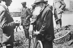 El primer neumático de la historia y otros hitos del sector