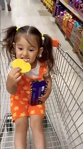 Cute Lina 🥰🍡🍭🍟🍧🍿
