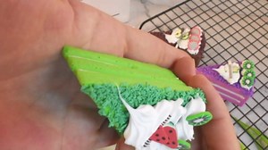 HUIANER Fake Cake Dessert 6PCS Artificial Simulation Cake Food Model Faux Dessert for Home Kitchen Decoration Display Photography Props