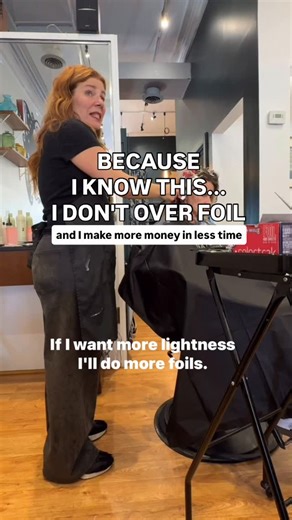 SALLY LEMMO♥️HAIR COLOR AND PLACEMENT EDUCATOR on Instagram: "When we are placing our foils with intention, instead of just to place them and fill the head, we foil so much faster! Because we are foiling on purpose – not just because. If I want it lighter I leave less behind… If I want it brighter I leave more behind. this is just a little snippet from one of my in person classes… But on Black Friday all of my full length master classes are going to be on sale for over 70% off! ⭐️MODERNIZED HIGH