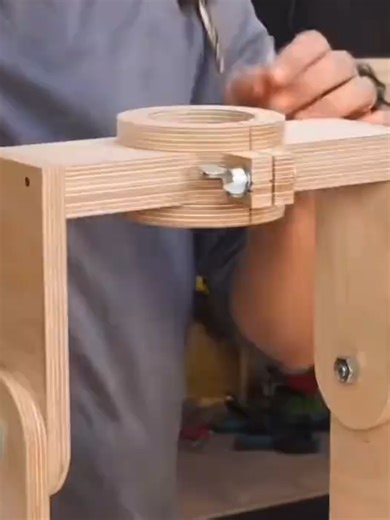 How to make a round wooden handle_done