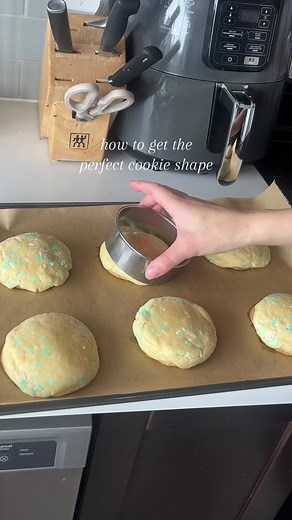 Perfect Cookie Shape: Easy Tips for Baking Success