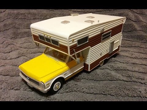 AMT's Open Road Camper 1/25 Past Project