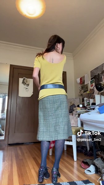 Happy spring to all those who celebrate :D🥬 #ootd