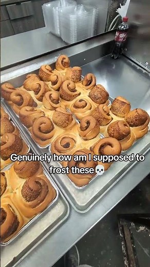 woops baking bread cinnamonroll #Shorts #wellbakedbaker