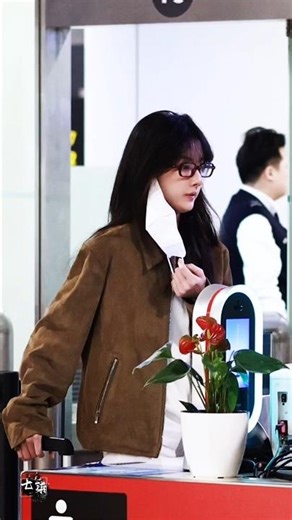 宋祖儿♡20260312机场合集（📕：闷一口醋、我服了吧、 七七柒柒）