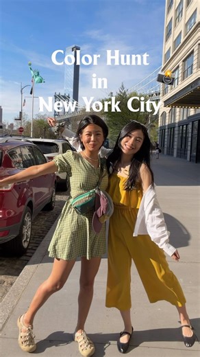 Color hunt in New York City 🍎✨ #colorhunt #newyorkcity