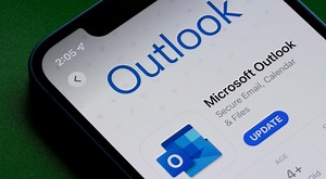 New Outlook copies user emails from other accounts to Microsoft cloud | Cybernews