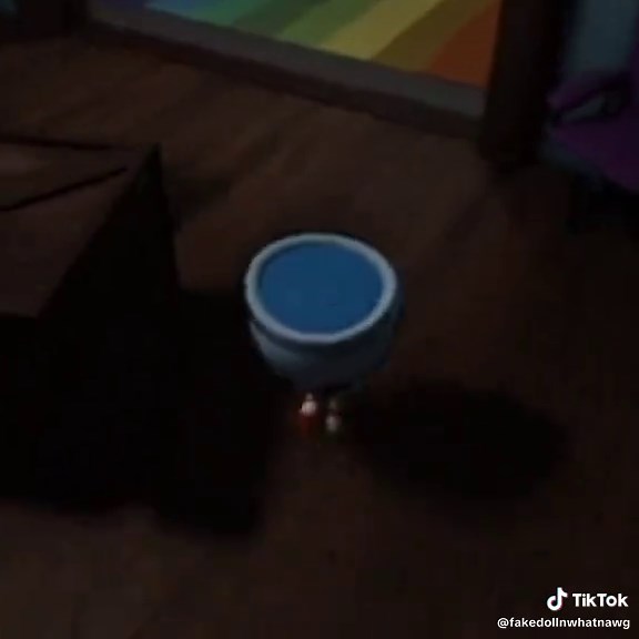 Exploring Dandy World in Roblox Horror