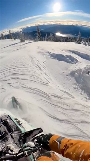 @shuswapsledder on Instagram: "Poaching turbo tracks all the way to the top! I love my freeride 154 na, but on those deep days sometimes I need to poach a track line to make it to the top first try, or to gain a bit more momentum. #hillclimb #trackpoach #thatskidoofeeling"