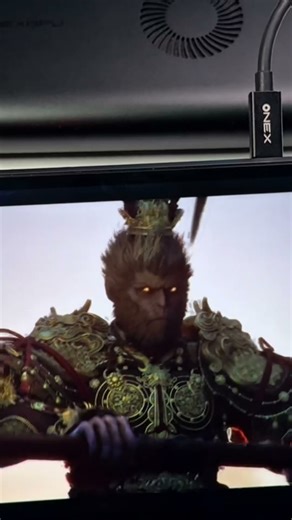 OneXGPU chip 7600m XT chỉ 12.xt