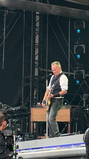 Bruce Springsteen - Start of "Adam Raised A Cain" - Hannover, Germany - July 5, 2024