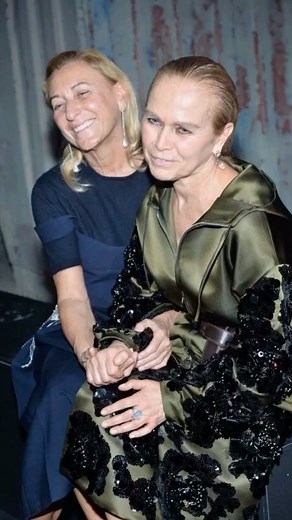 Holiday on Instagram: "MIUCCIA PRADA MANUELA PAVESI PRADA FALL/WINTER 2013 RUNWAY SOUNDTRACK VISAGE -WHISPERS Amanda Murphy @amandajeanmurphy Caroline de Maigret @carolinedemaigret Irene Hiemstra #irenehiemstra Sasha Luss @sashaluss Daria Strokous @dariastrokous Aline Weber @alineweberoficial Sam Rollinson @samrollinson #pradafw13 #prada2013 #pradaarchive #miuccia #miucciaprada #manuelapavesi #pradarunway #pradawomen #pradadonna"