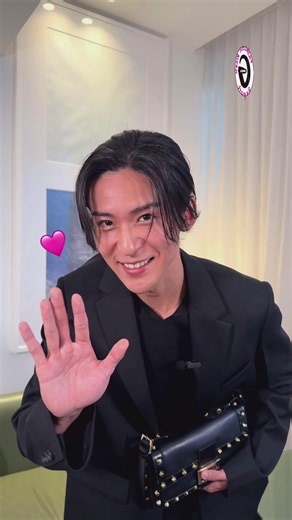 〈FENDI〉2027年春夏コレクションショーの前に #目黒蓮 さんをキャッチ。3つの質問に答えてもらいました。目黒さんが今後挑戦したいこととは？ @Fendi #Fendi #FendiSS27