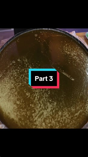 How to Make the World’s Largest DIY Gummy Pizza