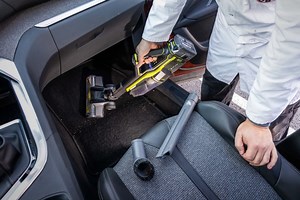 10 conseils pour un intérieur de voiture impeccable