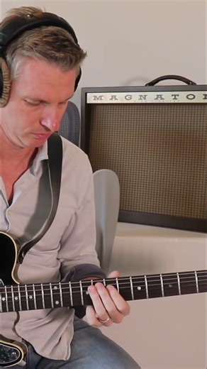 Get The Full "Let's Groove" Riff Breakdown Here: https://www.youtube.com/watch?v=wKd-9YcPtFY #shorts