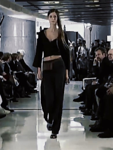 Gisele Bündchen for Chanel Spring/Summer 1999