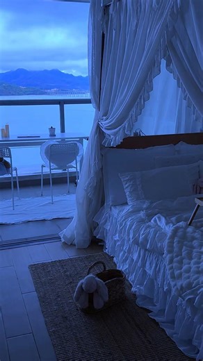 Best Weather View From My Cozy Room 🫣🌧️ #shorts #vivia #roomtour #diy #fyp