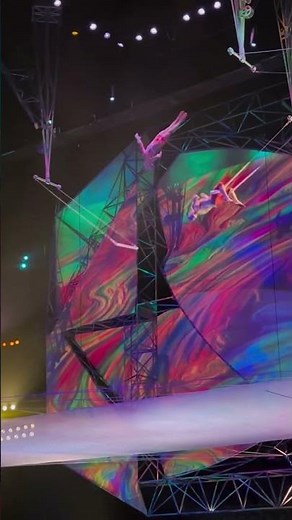 the scream at the end is us fangirling #Mystere | Cirque du Soleil