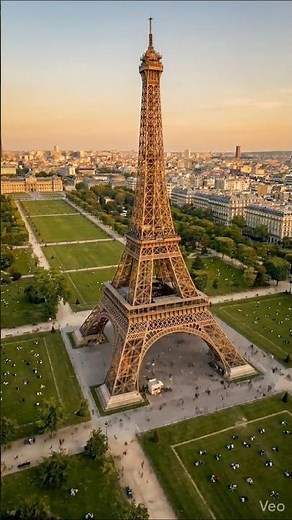 How the Eiffel Tower Was Built 🗼 #eiffeltoweratnight #Paris #Construction #Landmark #MegaProject