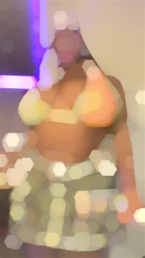 This is how I’m a walk into every pool party this summer | pool party