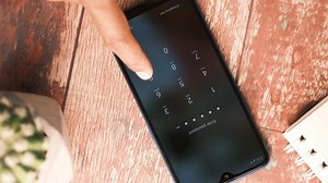How to unlock your phone with fingerprint