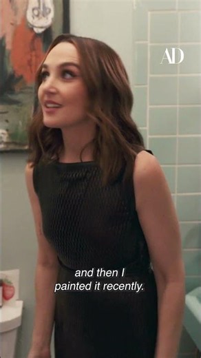 Chloe Fineman's $100 Vintage Chandelier Steals the Show