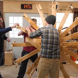 Can I build a practical machine gun crossbow, or will there be too many drawbacks? | How To Make Everything | Facebook