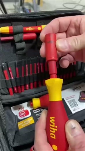 32-piece precision repair tool kit