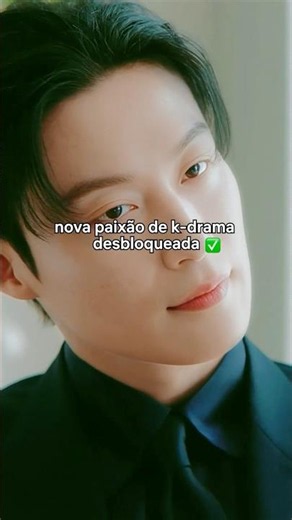 Ele entrou forte pra minha lista de maridos de K-drama