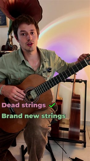 old VS new strings on classical guitar #guitar #slidecancel #classicalguitar