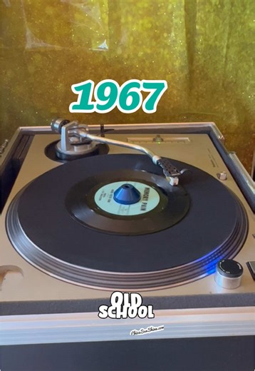 1967 Nostalgia: Remembering the Iconic 60s Music