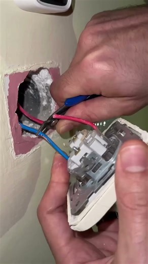 Mobile Se Light Fan Control 🔥 | Sonoff WiFi Switch Connection | Smart Home Hindi