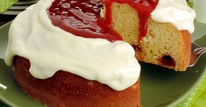 Bolo de queijo com goiabada
