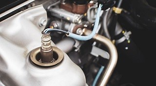 Lambda anturi rikki? Tarkista oireet ja anturin vaihdon hinta