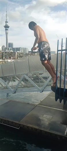 💥ELMO💨💫 (@.elmo23)’s videos with original sound - ️