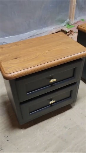 Restoring & Refinishing Solid Oak Nightstands | Amazing Before & After