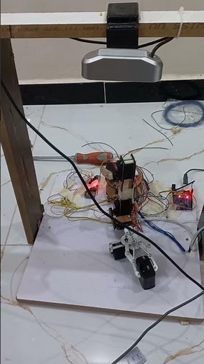 6DOF Robotic Arm – Object Pick and Place Demo